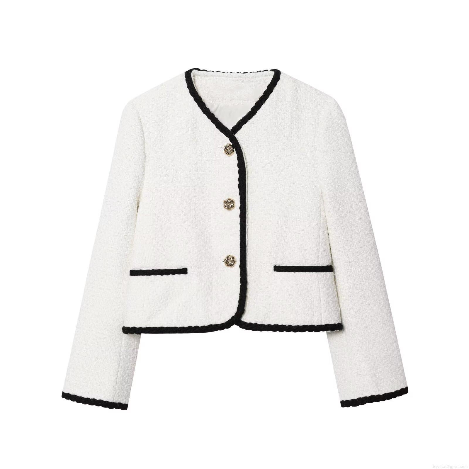 Women's Elegant Tweed Jacket Contrast Trim Short Outerwear With Gold Buttons Vintage Style Commute Ladies Round Neck Cardigan Coat