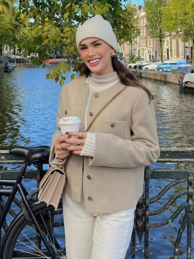 Women's Elegant Round Neck Tweed Style Short Jacket Solid Color Single Breasted Outerwear With Pockets For Spring Autumn Streetwear