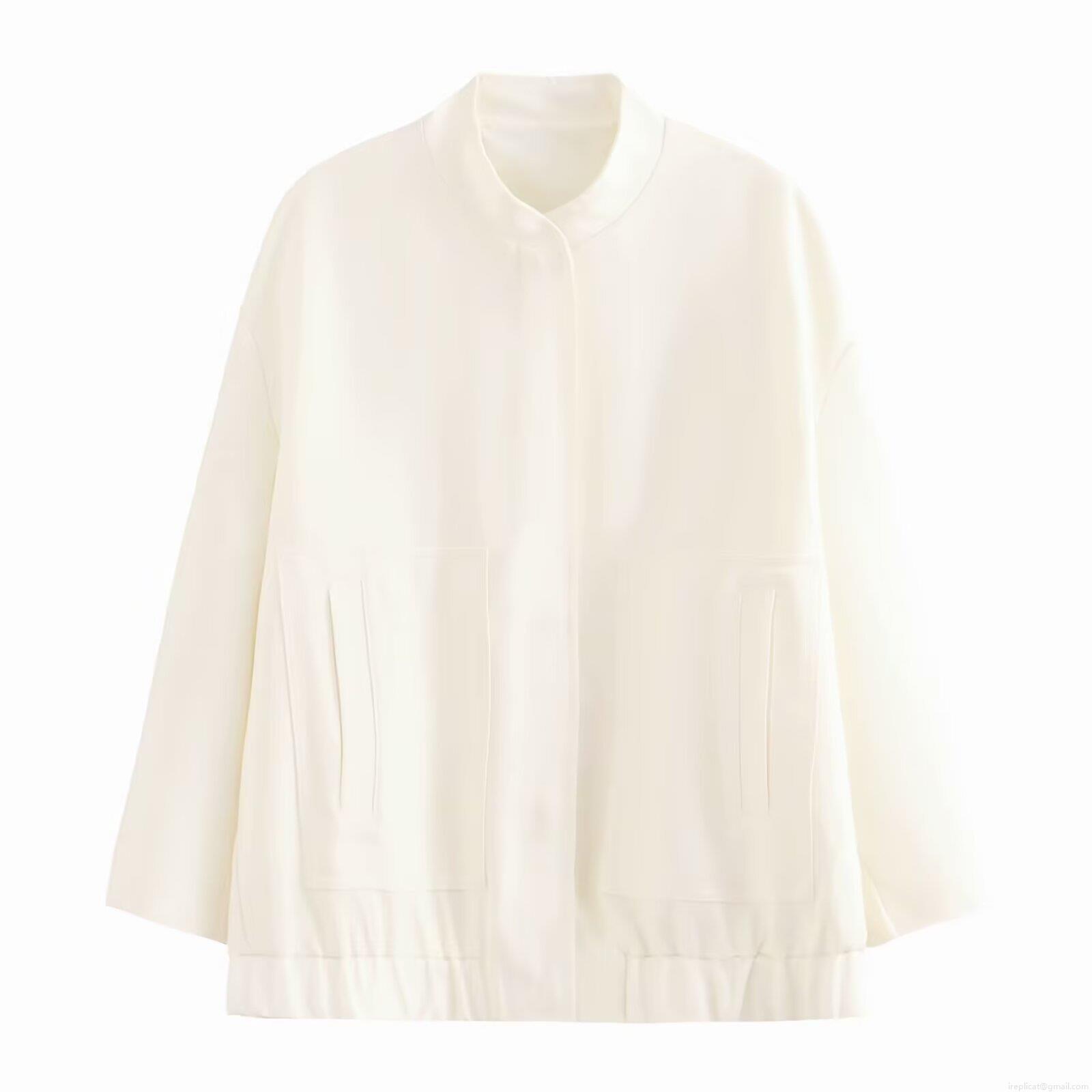 Women's Minimalist Stand Collar Bomber Jacket Solid Color Loose Casual Lightweight Outerwear with Large Pockets for Spring Autumn Daily Wear