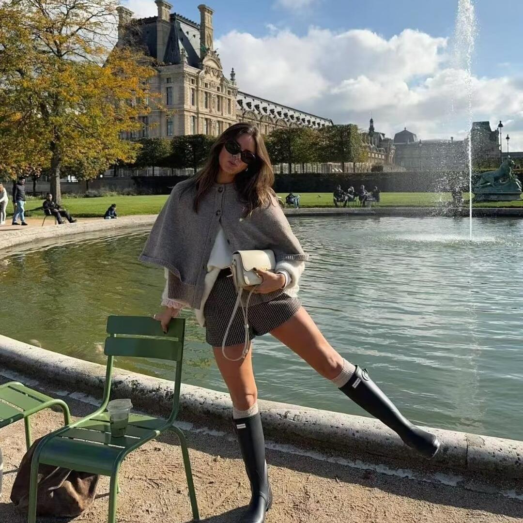 Women's Elegant French Style Round Neck Knit Cloak Cardigan Loose Batwing Sleeve Solid Color Cape Sweater For Autumn Winter Daily Wear