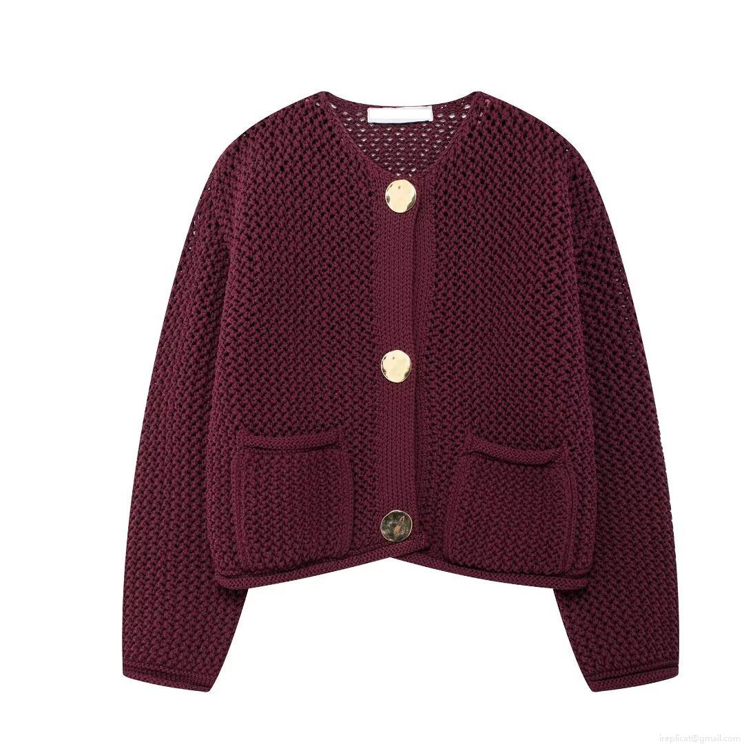 Retro Wine Red Chunky Knit Cardigan Sweater For Women With Gold Metal Buttons V Neck Long Sleeve Short Outerwear Top With Pockets Chic Knitwear