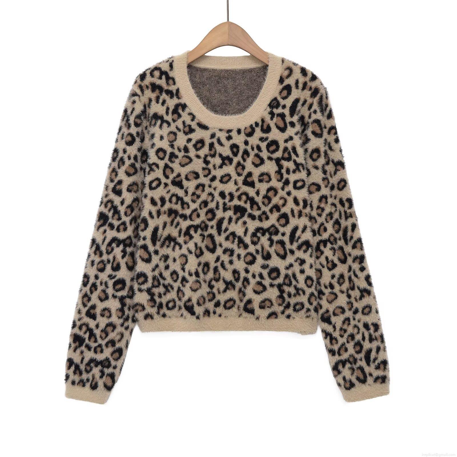 Women's Casual Leopard Print Long Sleeve Sweater Faux Mohair Knit Round Neck Warm Pullover Top For Daily Streetwear