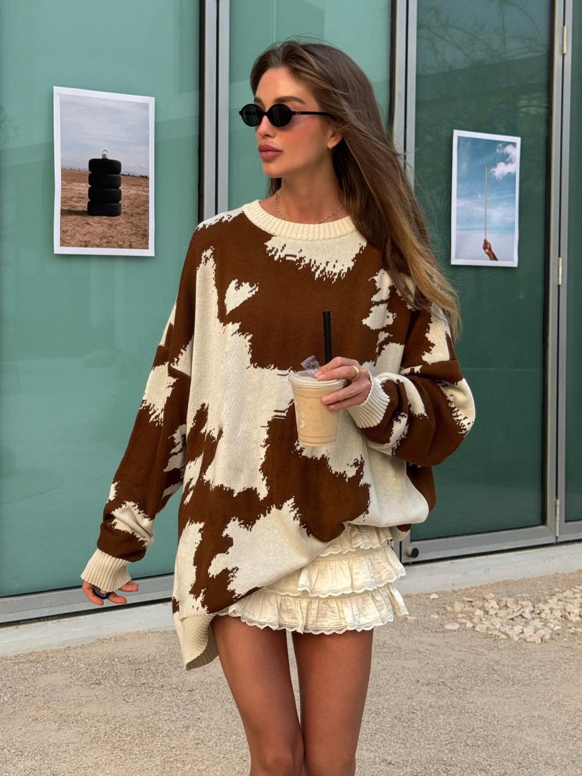 Women's Oversized Knit Sweater Cow Print Loose Fit Crewneck Pullover Long Sleeve Streetwear Jumper Cotton Blend Knitwear Autumn Winter Casual Top