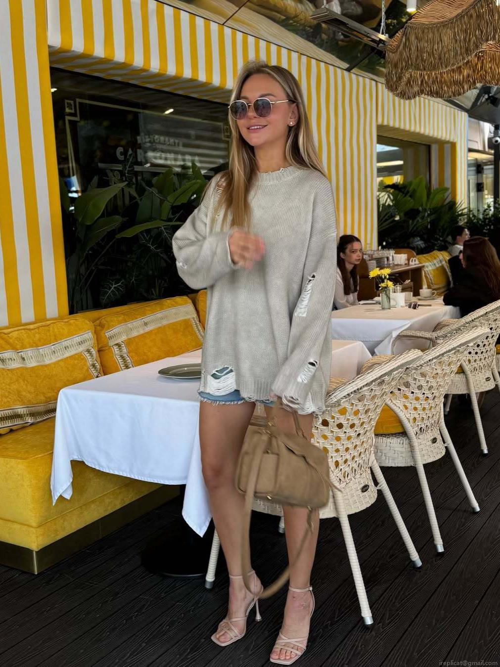 Women's Distressed Oversized Sweater Cotton Blend Knit Ripped Holes Long Sleeve Crew Neck Streetwear Casual Grunge Style Pullover Knitwear